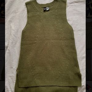 Windsor Chunky Olive Knitted Sleeveless Sweater